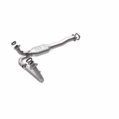 MagnaFlow Converter Direct Fit California Grade 96-99 GM K/C 1500/2500 5.0L V8/4.3L V6 - 4451457