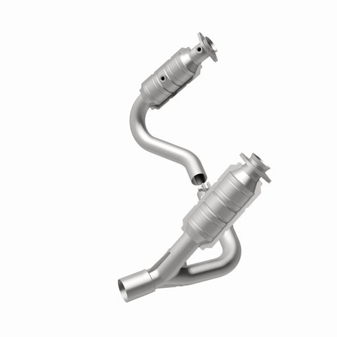 MagnaFlow Conv DF 2008 Chrysler Aspen 4.7L/Dodge Durango 4.7L 2WD - 49638