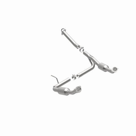 MagnaFlow Direct Fit Catalytic Converter OEM 2004-2005 Ford Explorer/Mercury Mountaineer Underbody - 4551013