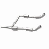 MagnaFlow Direct Fit Catalytic Converter OEM 07-08 Ford E-150 - 5582640
