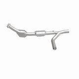 MagnaFlow Direct Fit Catalytic Converter 97-00 Ford Vans 4.2L - 447180
