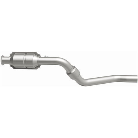 MagnaFlow Direct Fit Catalytic Converter 98-04 Dodge Interpid 2.7L - 51709