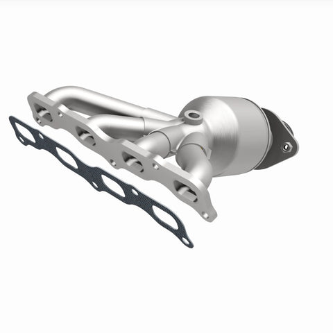 MagnaFlow 2016 Mitsubishi Outlander Manifold 2.4L Direct Fit Catalytic Converter - 290103