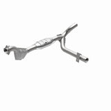 MagnaFlow Direct Fit Catalytic Converter 01 Ford Trucks 4.6L - 51839