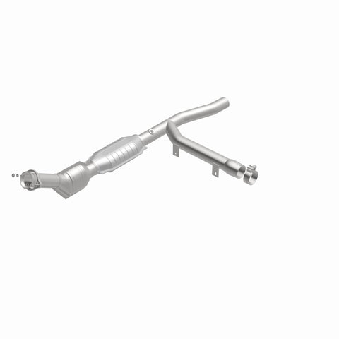 MagnaFlow Direct Fit Catalytic Converter 97-98 Ford Trucks 4.2L - 447132