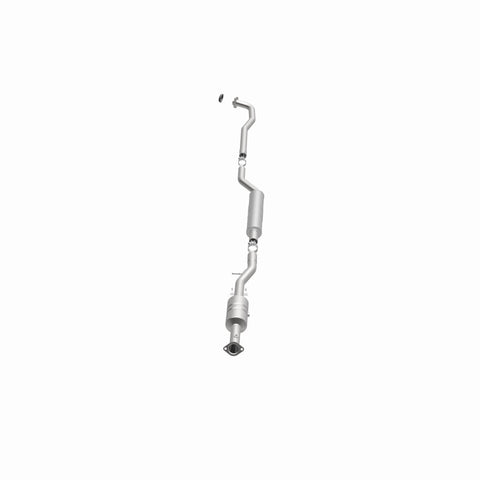 MagnaFlow Direct Fit Catalytic Converter 2008-2009 OUTLANDER 2.4 L Underbody - 52175