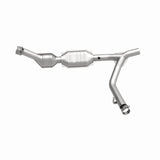MagnaFlow Direct Fit Catalytic Converter 01 Ford Trucks 5.4L - 51544
