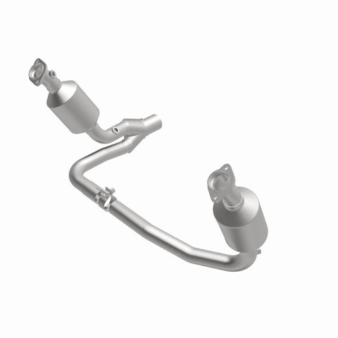 MagnaFlow 2004 Dodge Dakota 4.7L Direct Fit Catalytic Converter - 4651658