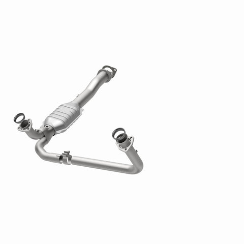 MagnaFlow Converter Direct Fit California Grade 96-99 GM K/C 1500/2500 5.0L V8/4.3L V6 - 4451457