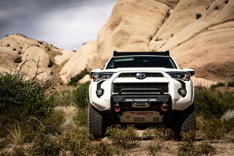 Body Armor 4x4 2014+ Toyota 4Runner HiLine Front Winch Bumper - TR-19339