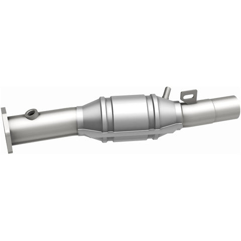 MagnaFlow Direct Fit Catalytic Converter 95 Volkswagen Golf 2.8L - 23713