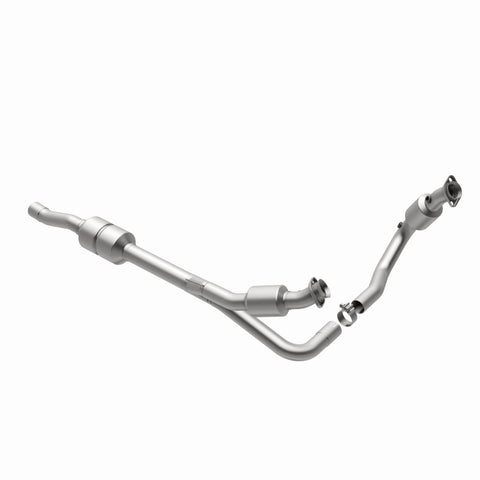 MagnaFlow Direct Fit Catalytic Converter 02-03 Ram 1500 4.7L - 458070