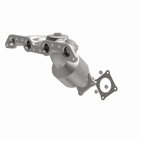 MagnaFlow Direct Fit Catalytic Converter 00-01 Dodge Neon / Plymouth Neon 2.0L (CA Emissions) - 452651