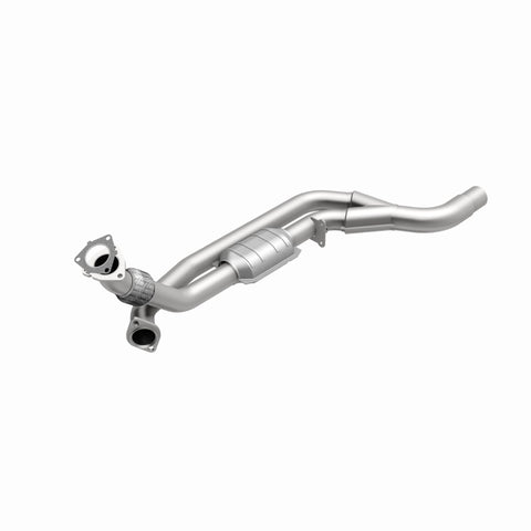 MagnaFlow Direct Fit Catalytic Converter 96-97 Camaro 5.7L P/S - 23518