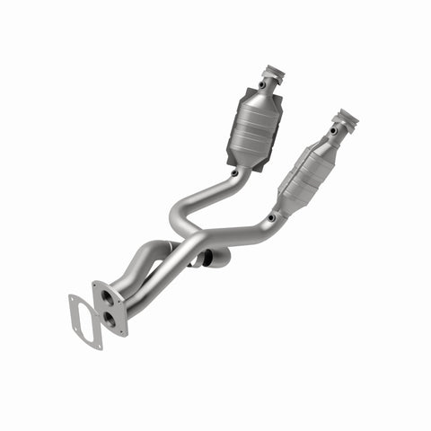 MagnaFlow Direct Fit Catalytic Converter 05-07 Ford F250/F350 5.4L - 93103