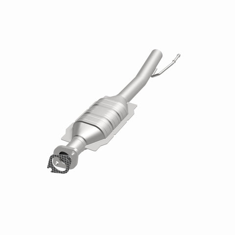 MagnaFlow Direct Fit Catalytic Converter 03-04 Ford Escape 3.0L - 457003