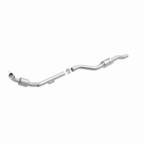 MagnaFlow Direct Fit Catalytic Converter 98-03 Mercedes E320 3.2L - 51706