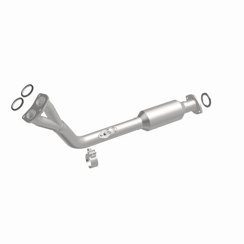 MagnaFlow Direct Fit Catalytic Converter California Grade 96-98 Toyota 4Runner 2.7L - 4481912