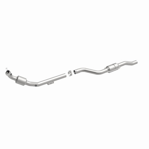 MagnaFlow Direct Fit Catalytic Converter 98-03 Mercedes E320 3.2L - 51706