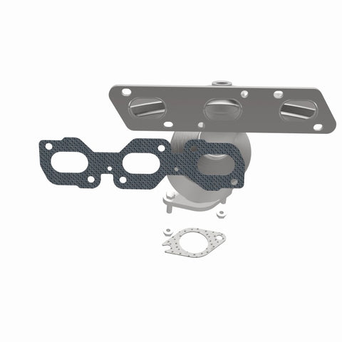 MagnaFlow Direct Fit Catalytic Converter 01-05 Ford Escape 3.0L - 452010