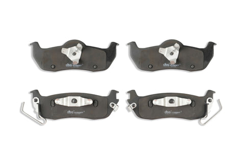 DBA 05-10 Infiniti QX56 Street Series Rear Brake Pads - DB1685SS