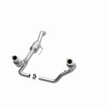 MagnaFlow Direct Fit Catalytic Converter 00-03 Dodge Durango 4.7L - 51338
