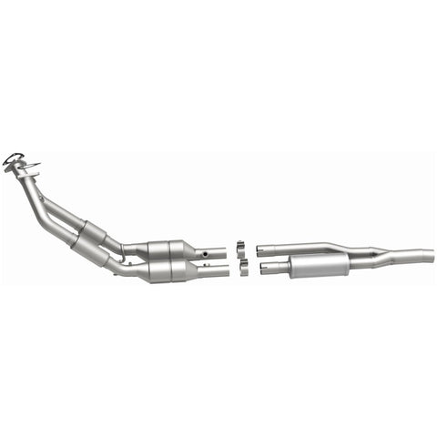 MagnaFlow Direct Fit Catalytic Converter TT QUATTRO-08 3.2L OEM - 49716