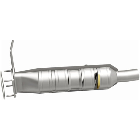 MagnaFlow 09-17 Ford F53 V10 6.8L Underbody Direct Fit Catalytic Converter - 280436