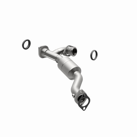 MagnaFlow Direct Fit Catalytic Converter 01-03 Montero 3L Passenger Side Front OEM - 49512