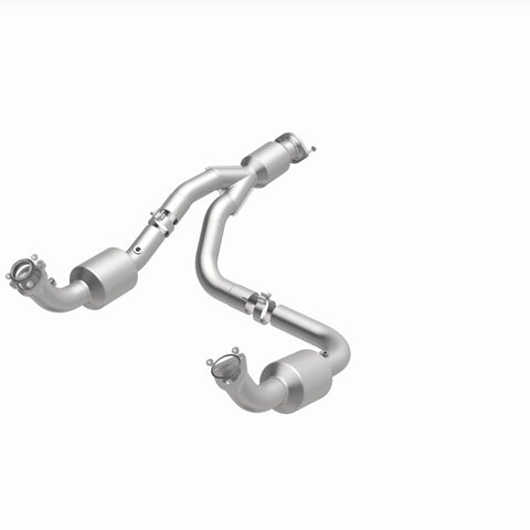 MagnaFlow 12-20 Chevrolet Express 4500 Underbody 6.0L Direct Fit Catalytic Converter - 280505