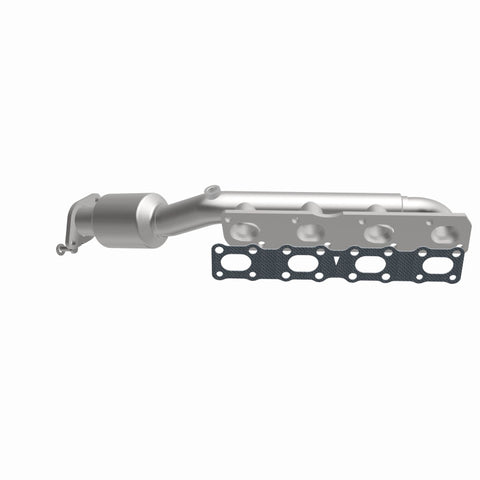MagnaFlow Direct-Fit California Manifold Catalytic Converter 04-06 Nissan Titan 5.6L V8 - 4451500