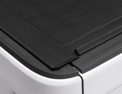 Roll-N-Lock 2020 Jeep Gladiator 5ft bed (w/ Trail Rail System) M-Series Retractable Tonneau Cover - LG495M