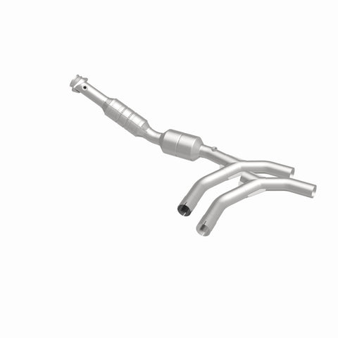 MagnaFlow Conv DF 05-07 Ford E150 4.6L Passenger Side - 51310