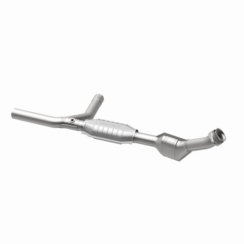 MagnaFlow Direct Fit Catalytic Converter 97-99 Ford Vans 4.6L - 447110