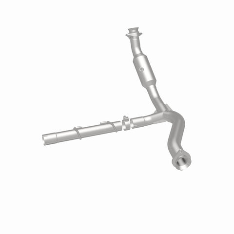 MagnaFlow Direct Fit Catalytic Converter 2007-2008 Ford Expedition/Navigator V8-5.4L - 5451500
