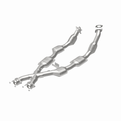 MagnaFlow Direct Fit Catalytic Converter 96-98 Mustang 4.6L 6-Cats - 93348
