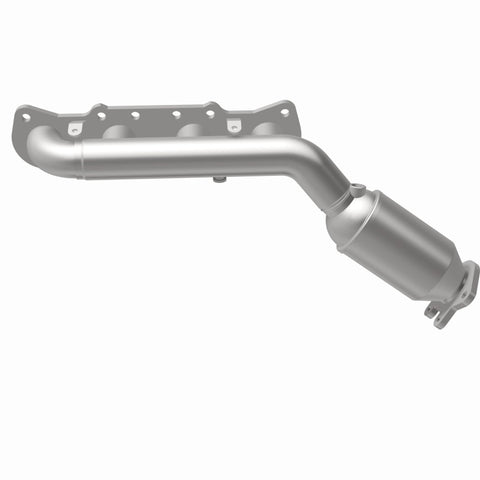 MagnaFlow Direct Fit Catalytic Converter 12-16 Hyundai Equus V8 5.0L Manifold - 22-092