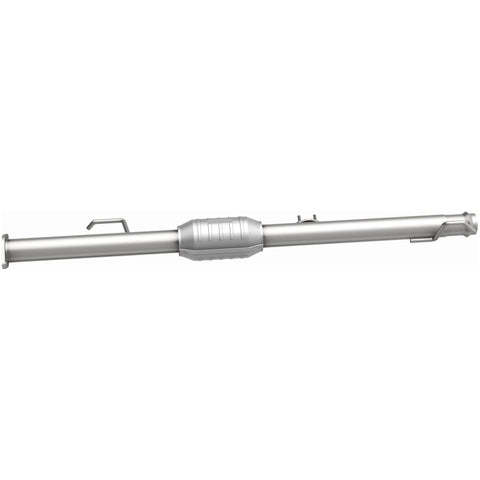 MagnaFlow Direct Fit Catalytic Converter 00-04 Tundra 3.4L Rear - 93663