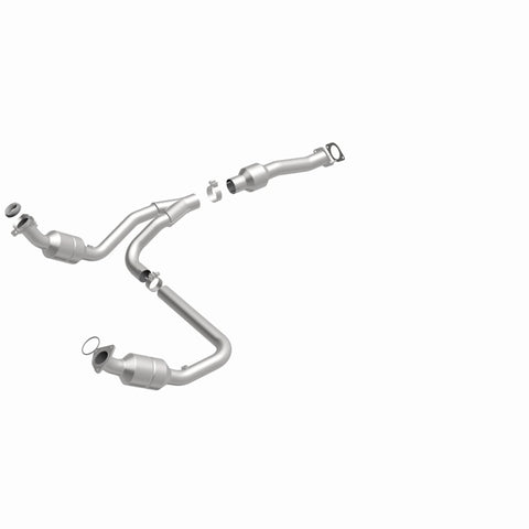 MagnaFlow Direct Fit Catalytic Converter 2011-2014 Express 1500 4.3L Underbody - 52134