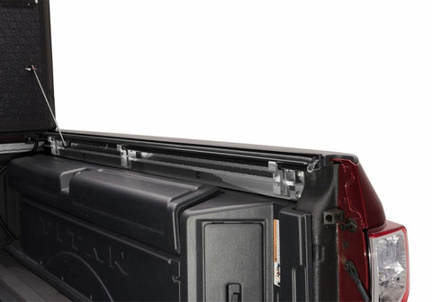 UnderCover 05-17 Suzuki Equator (w/ Utili-Track System) 6ft Flex Bed Cover - FX51012