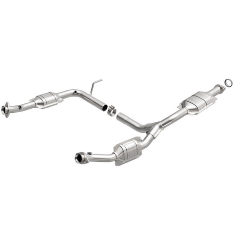 Magnaflow Conv DF 02-03 Ford Explorer 4.0L / 02-03 Mercury Mountaineer 4.0L (California) - 447253