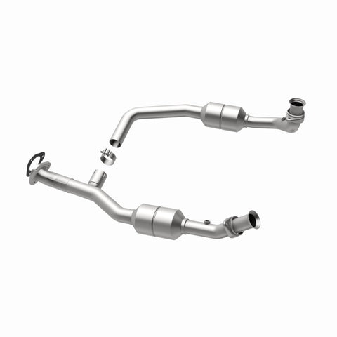 MagnaFlow Direct Fit Catalytic Converter 00-03 Ford E150 5.4L - 24307
