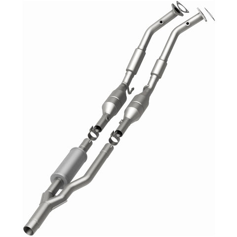 MagnaFlow Direct Fit Catalytic Converter TT QUATTRO-08 3.2L OEM - 49716