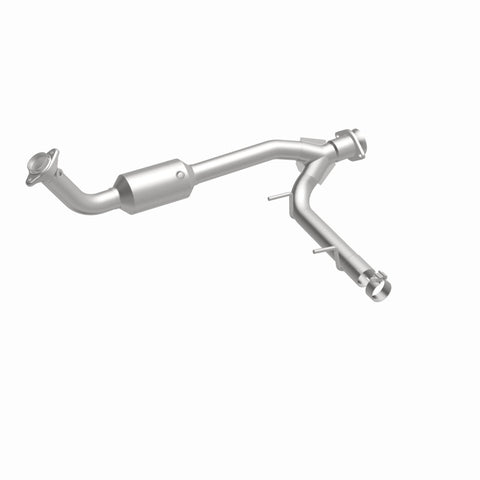 MagnaFlow Conv Direct Fit 05-06 Lincoln Navigator 5.4L w/ 3in Main Piping - 52508