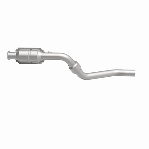 MagnaFlow Direct Fit Catalytic Converter 98-04 Dodge Interpid 2.7L - 51709
