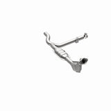 MagnaFlow Direct Fit Catalytic Converter 99-00 Ford F-150 4.6L - 447138