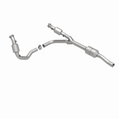 MagnaFlow Direct Fit Catalytic Converter 02-03 Ram 1500 4.7L - 458070