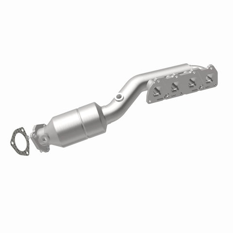 MagnaFlow Direct Fit Catalytic Converter 02-04 VW Passat 4.0L - 51197