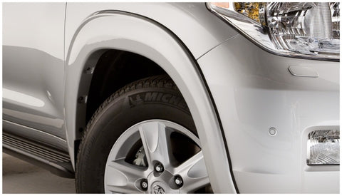Bushwacker 08-11 Toyota Land Cruiser OE Style Flares 4pc - Black - 30913-02