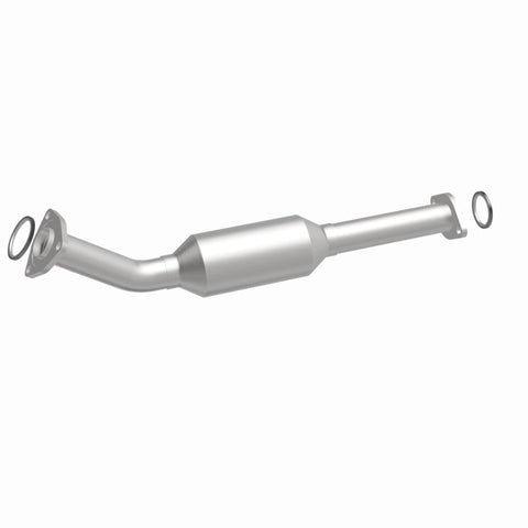 MagnaFlow Direct Fit Catalytic Converter OEM 2003-2004 Toyota Tundra Underbody - 28.75in Length - 4551406